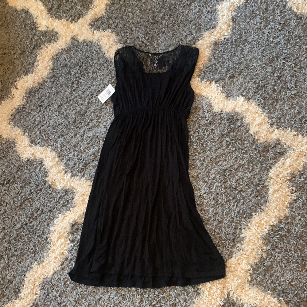 Three Seasons Maternity Size M Black Dress